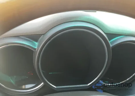 2005 Lexus Rx 330 z USA, uszkodzony, nr VIN 084038